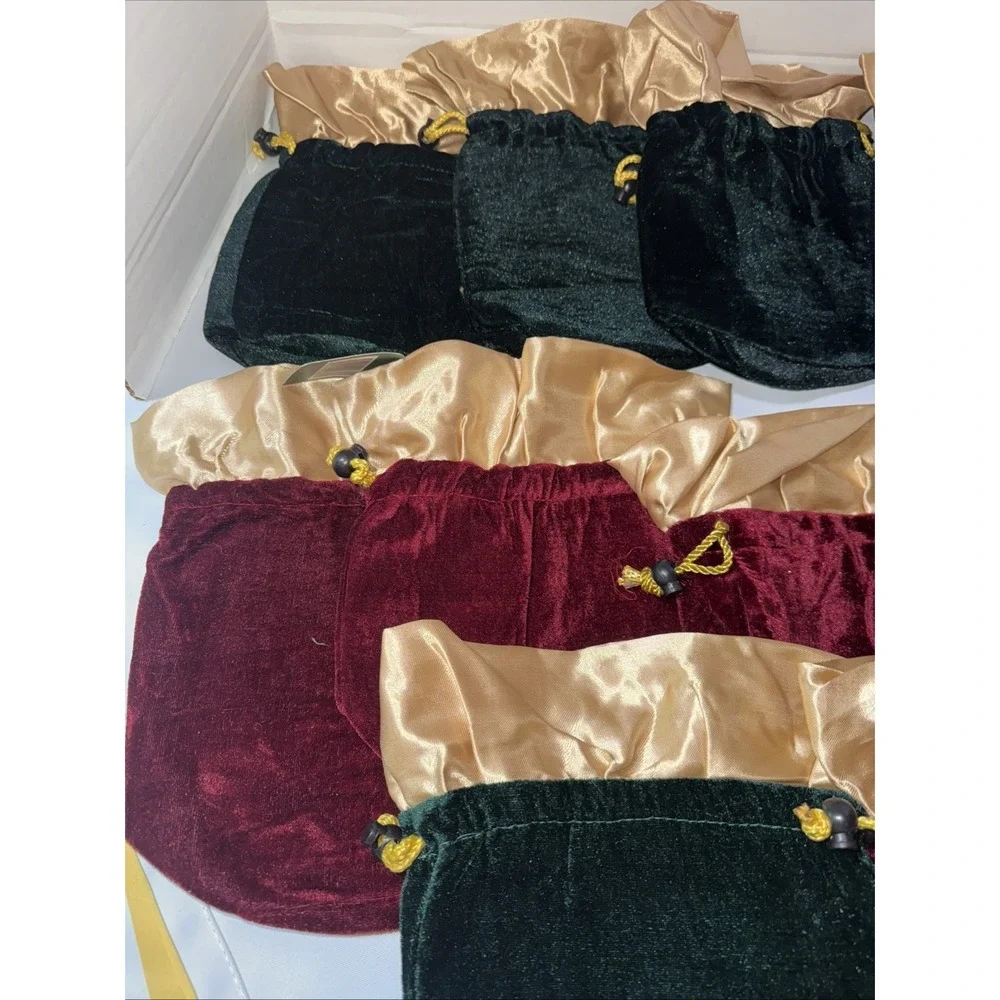 Velvet Drawstring Bags , Christmas House , Lot Of 10 , Satin Trim, Red And Green